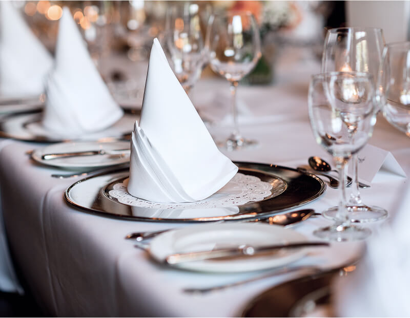 Festlich gedeckter Tisch