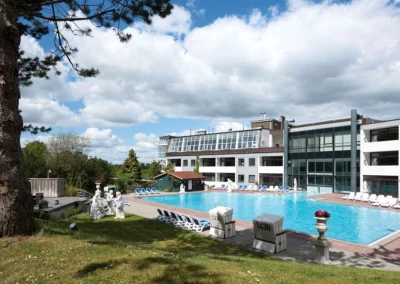 Garten und Außenpool